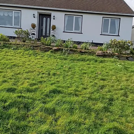 In - Very View With Sneem